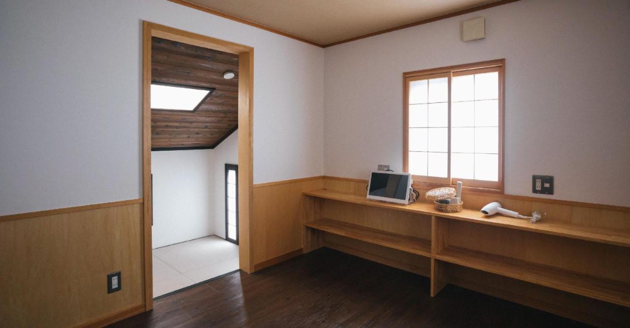 Miyajima Shiro Hotel Hatsukaichi Buitenkant foto