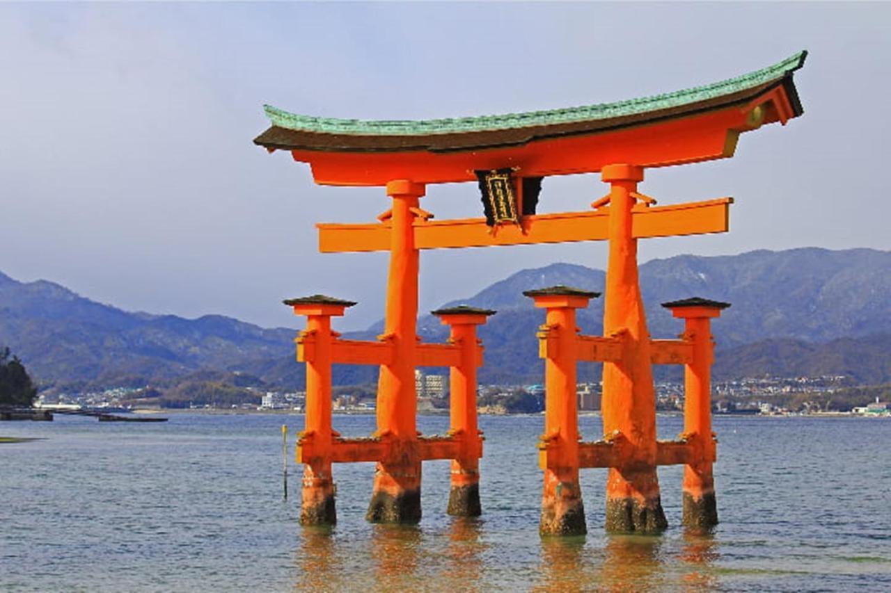 Miyajima Shiro Hotel Hatsukaichi Buitenkant foto