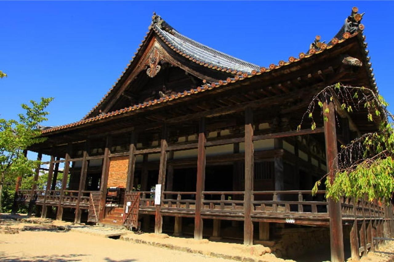 Miyajima Shiro Hotel Hatsukaichi Buitenkant foto