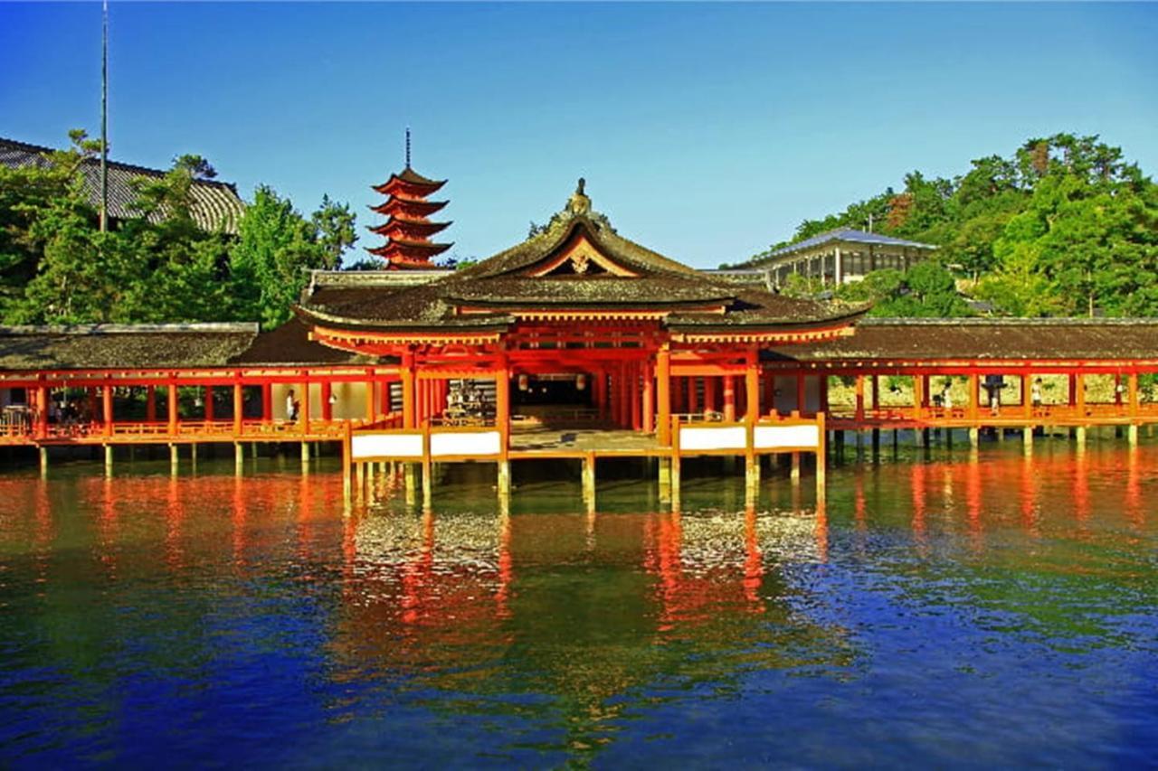 Miyajima Shiro Hotel Hatsukaichi Buitenkant foto