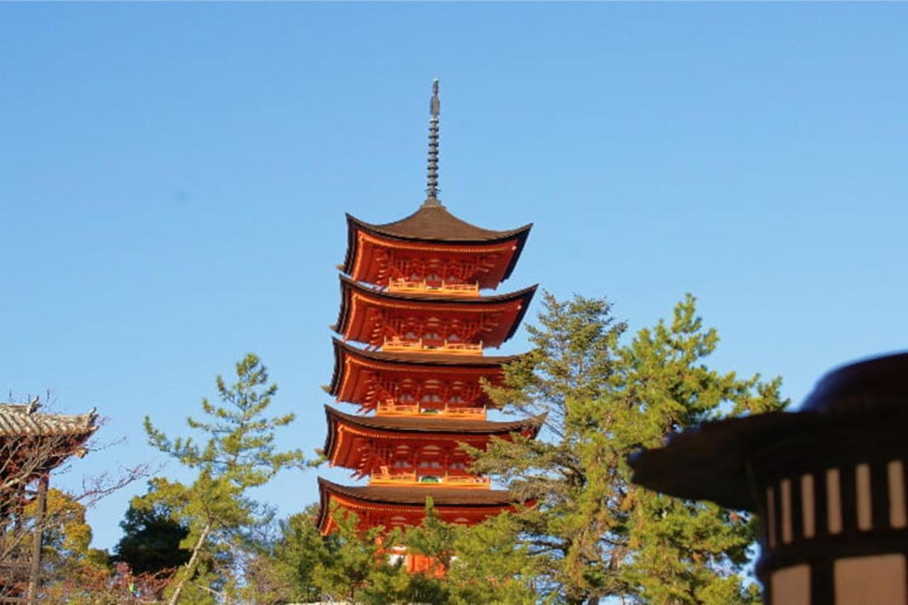 Miyajima Shiro Hotel Hatsukaichi Buitenkant foto